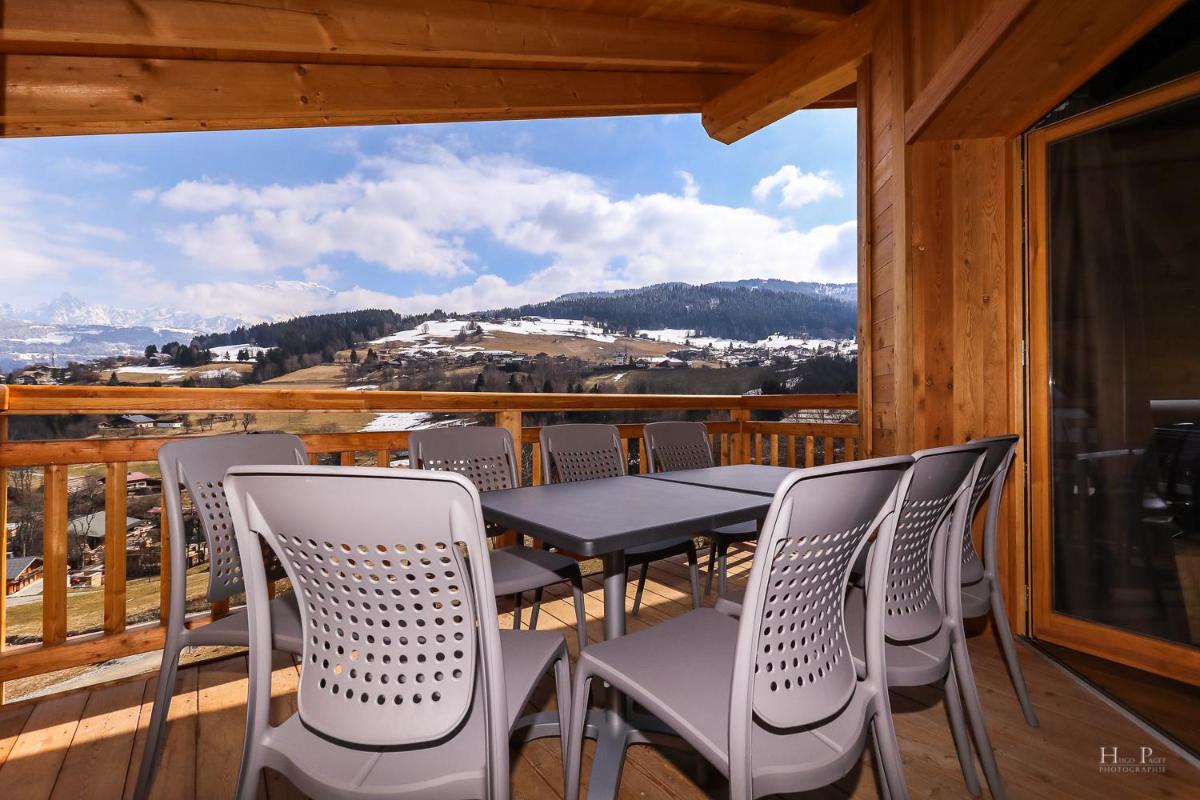 Vue générale sur la montagne ou vue sur la montagne depuis l'appart'hôtel