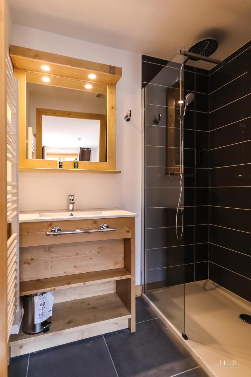 Salle de bains dans l'établissement TERRESENS - Les Fermes du Mont-Blanc