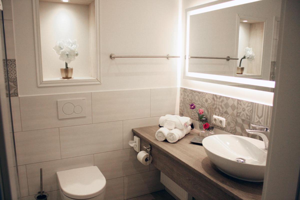 Winzerhotel Trautwein - Housity