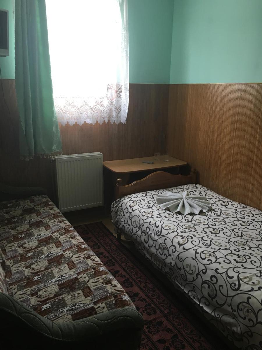 Sadiba dostatok - Housity