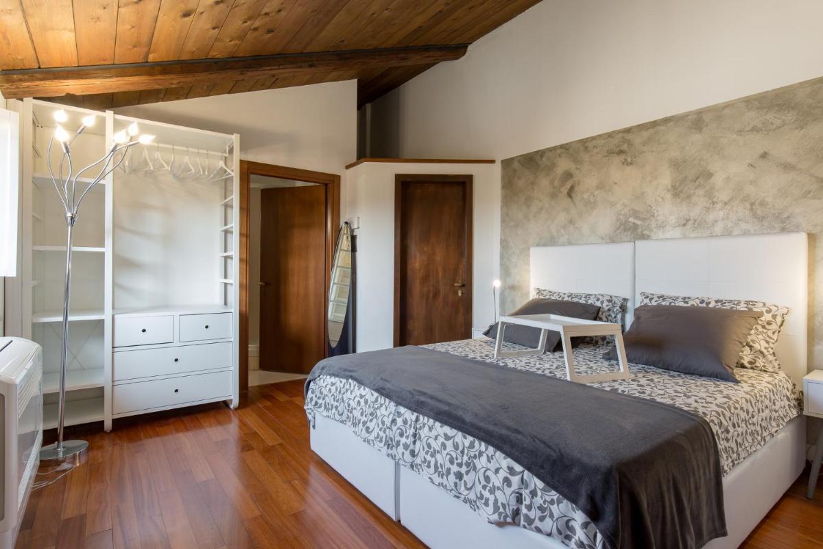 Rooms Castelvecchio - Palazzo Canossa - Housity
