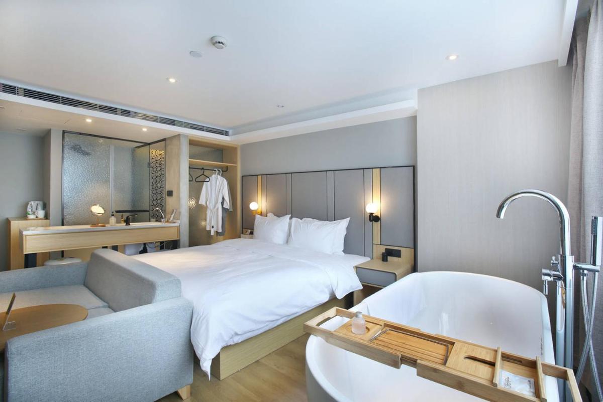 MIJU HOUSE Jingan-a quiet old house in downtown-flavor of life in Shanghai alley - Housity