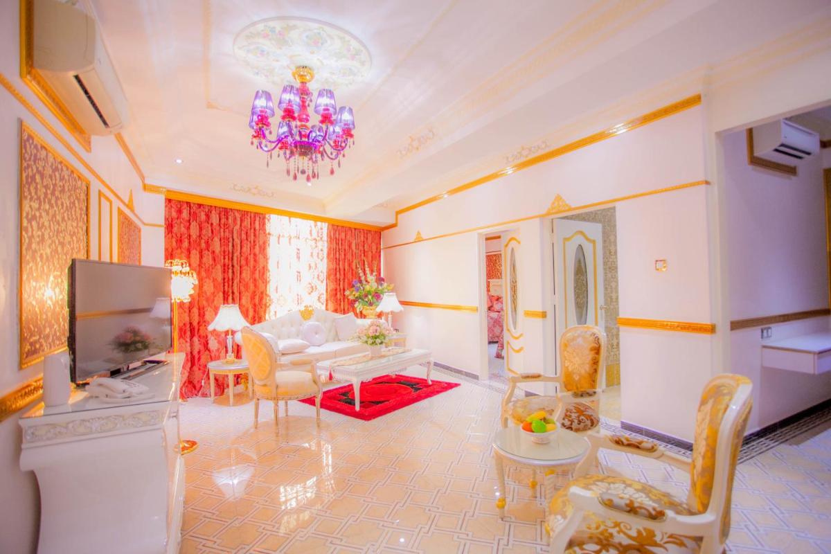 Lace Boutique Hotel - Housity