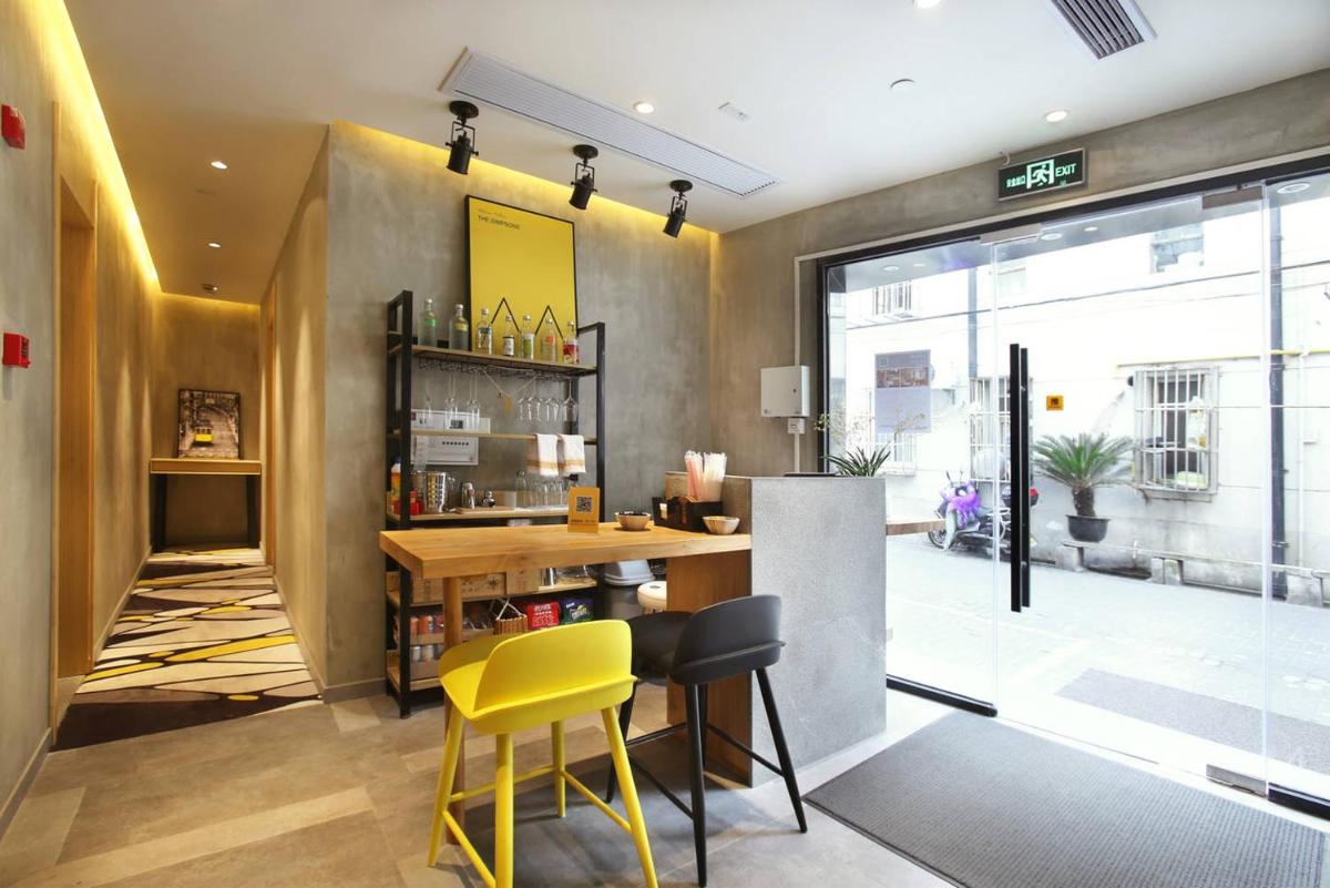 MIJU HOUSE Jingan-a quiet old house in downtown-flavor of life in Shanghai alley - Housity