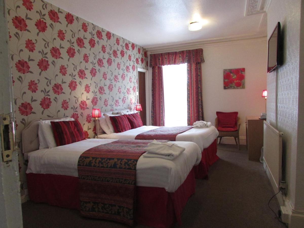 Holliers Hotel - Housity