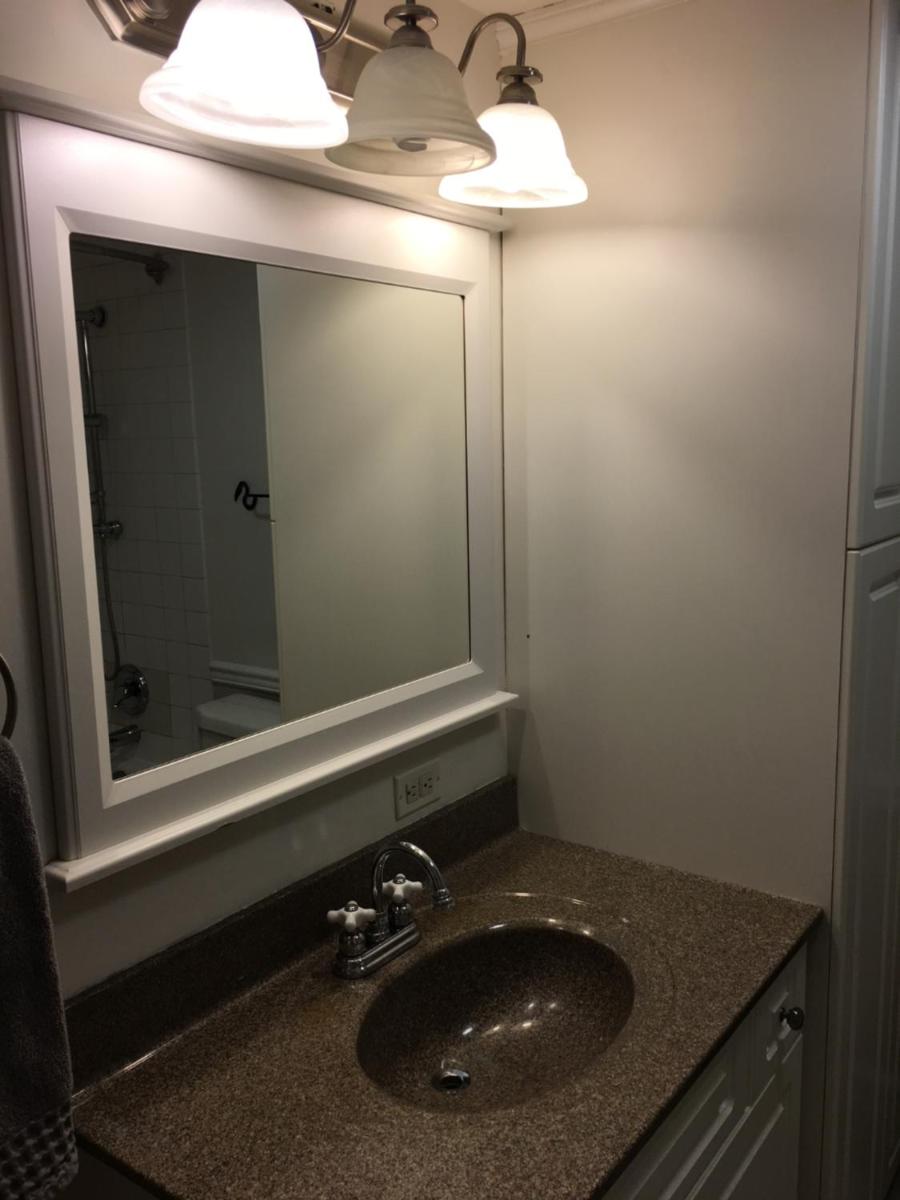 Twelve Oaks By Marquee Vancouver - Housity