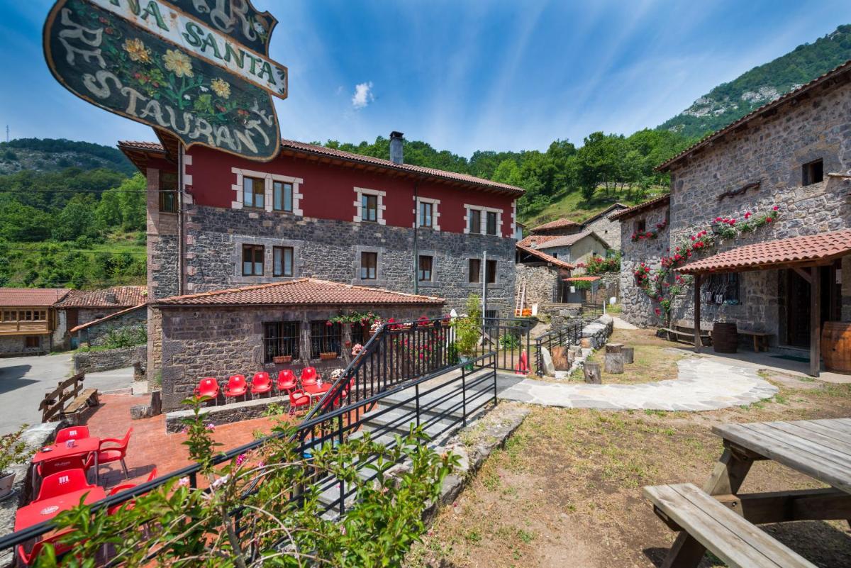 Hostal Peña Santa - Housity