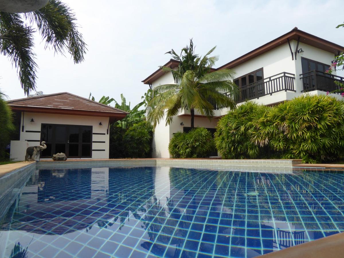 Tropicana Beach Villa at VIP Resort - Housity