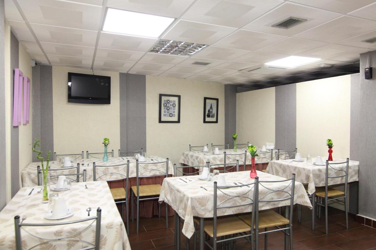 Hostal Campo Real Bed&Breakfast - Housity