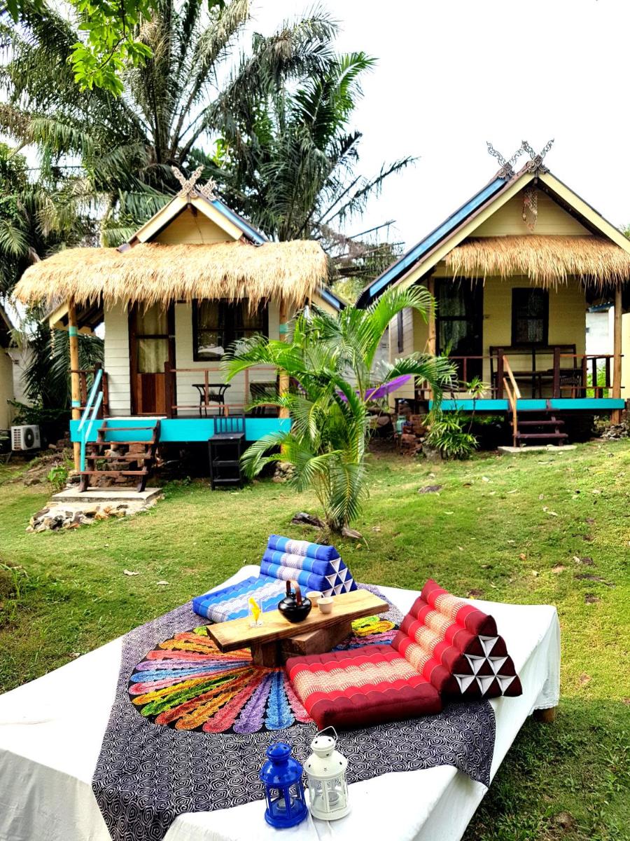 ฺBay Yard Hut - Housity