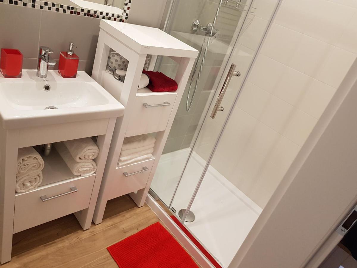 Apartamenty Marco 3 przy Dworcu-Stare Miasto-Super Wi Fi - Housity