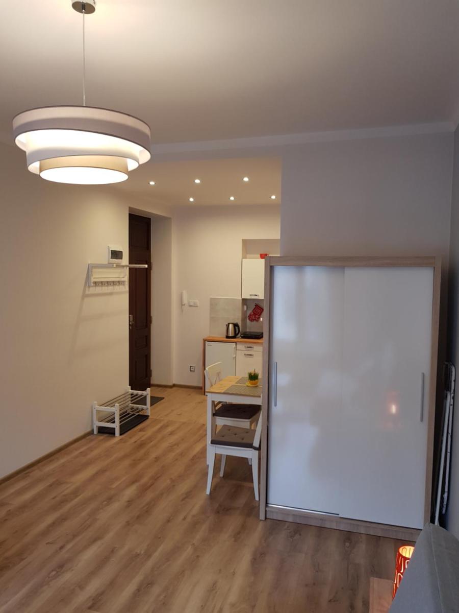 Apartamenty Marco 3 przy Dworcu-Stare Miasto-Super Wi Fi - Housity