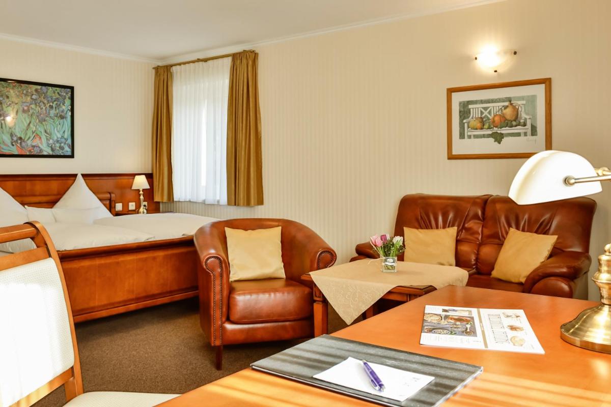 Waldhotel Rheinbach - Housity