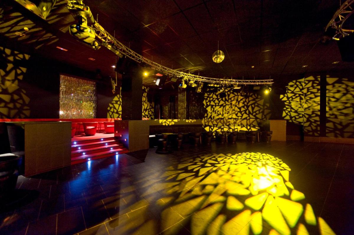 Imagen de la galería de URH Hotel Spa Zen Balagares, en Overo