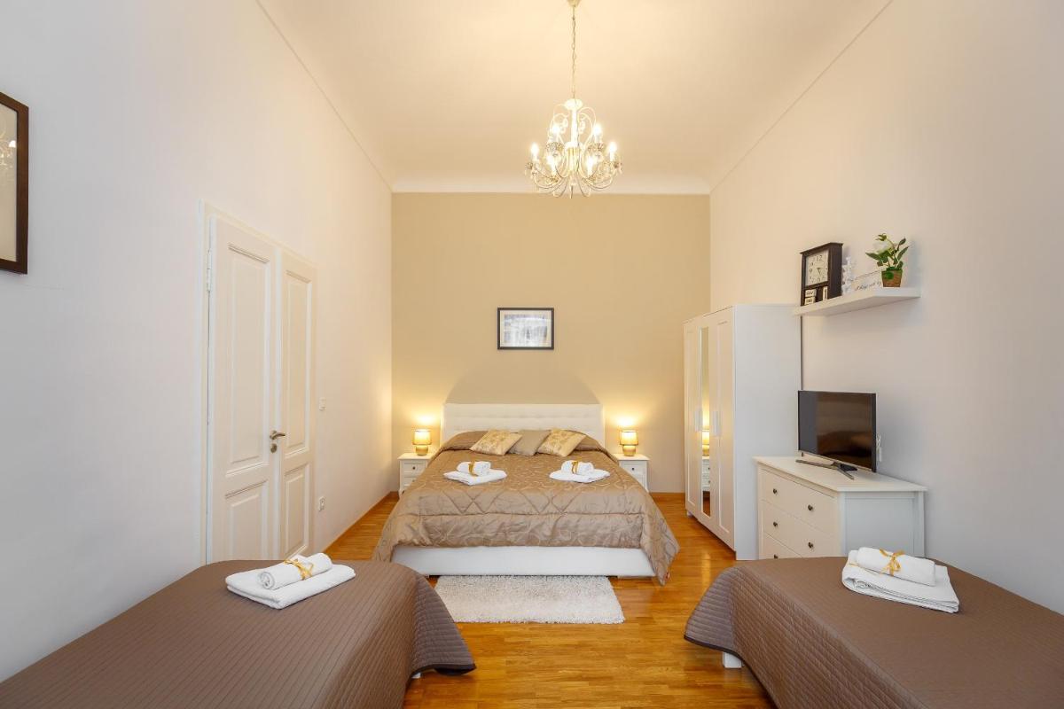 Apartment Kamino Old Town - Housity