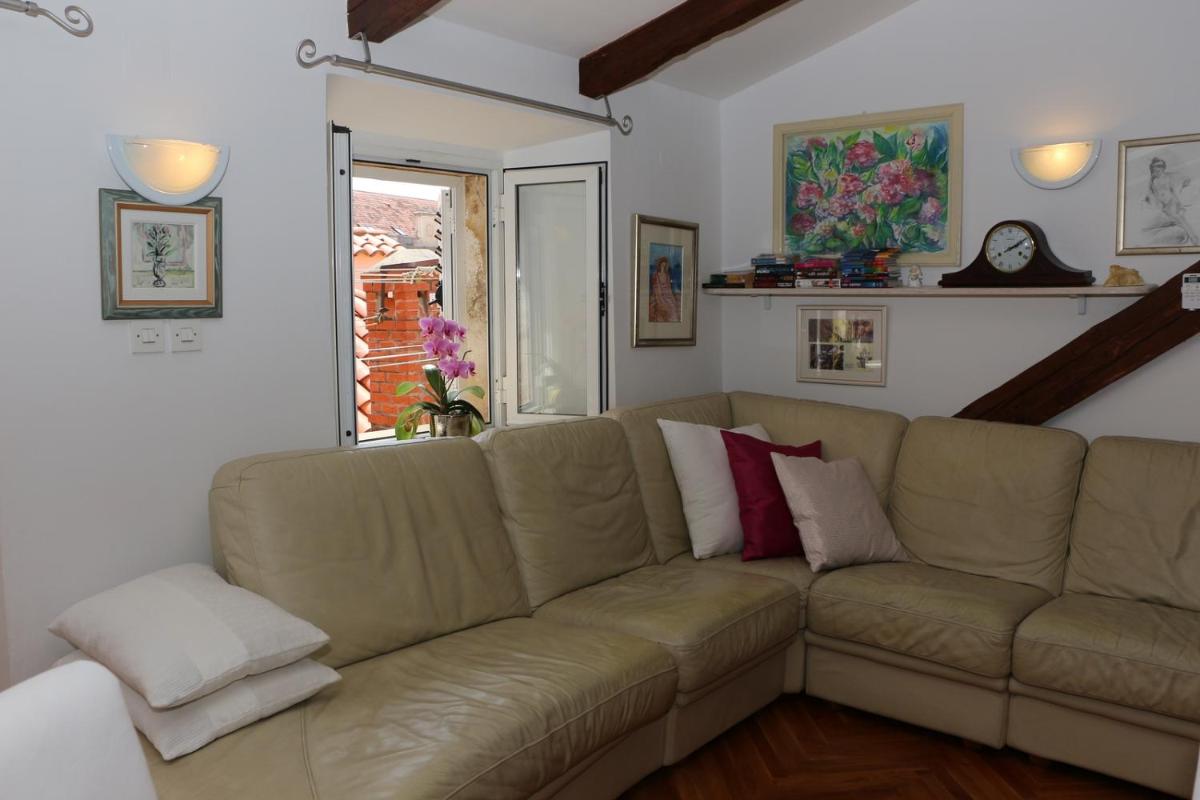 Princess Dora's Apartment - Housity