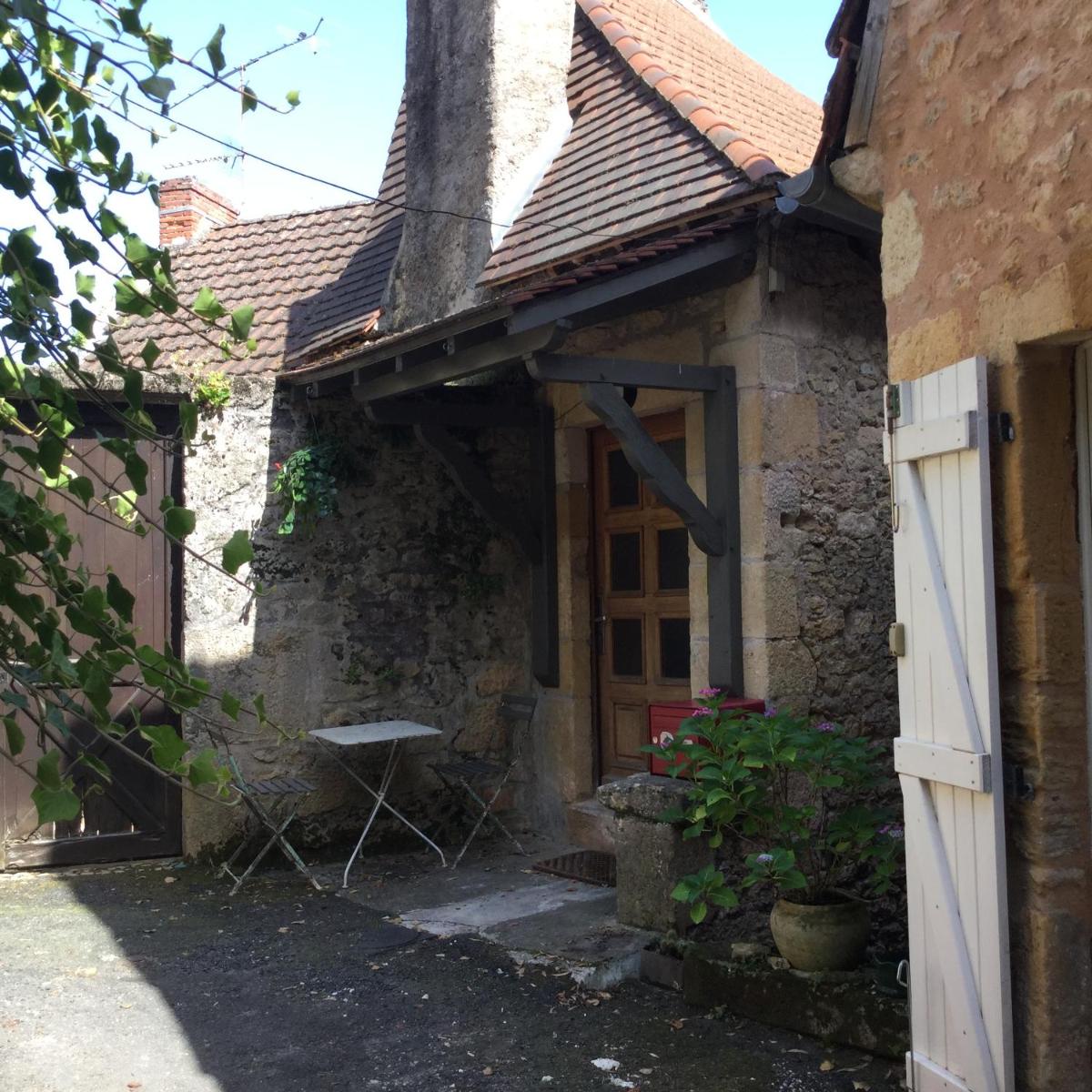 Cosy maisonnette Lascaux - Housity