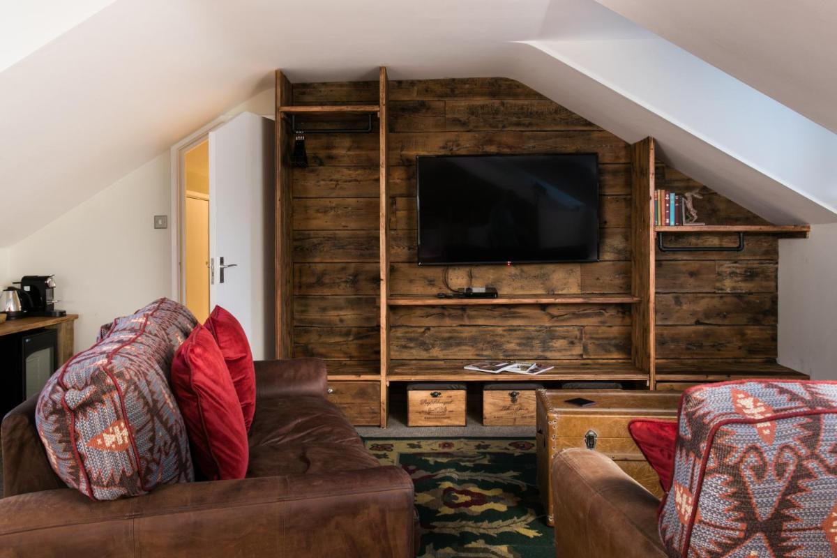 The Green Dragon Inn - Housity
