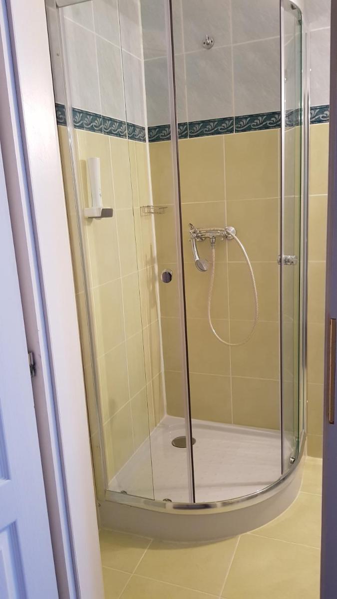 Hotel Centrál - Housity