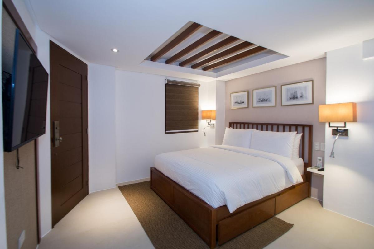 Signature Boracay Blue - Hizvo