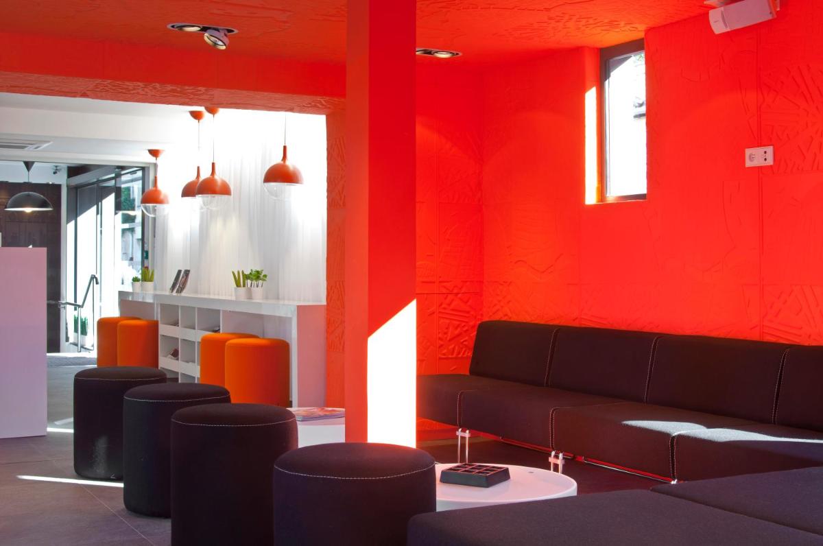 Coin salon dans l'établissement Hôtel De L'octroi