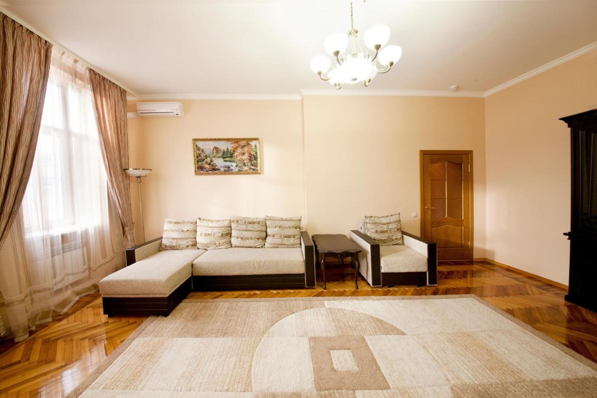 Apartments Kvartirkino - Housity