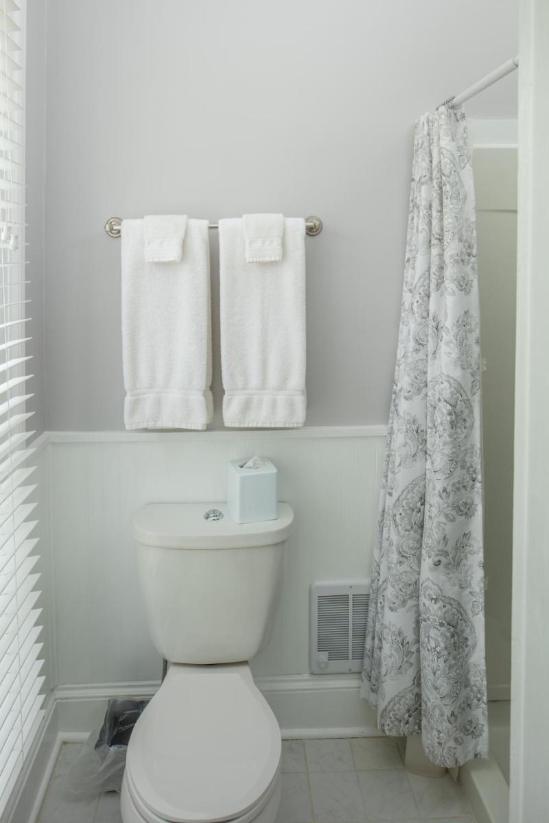 Aldrich Guest House - Housity
