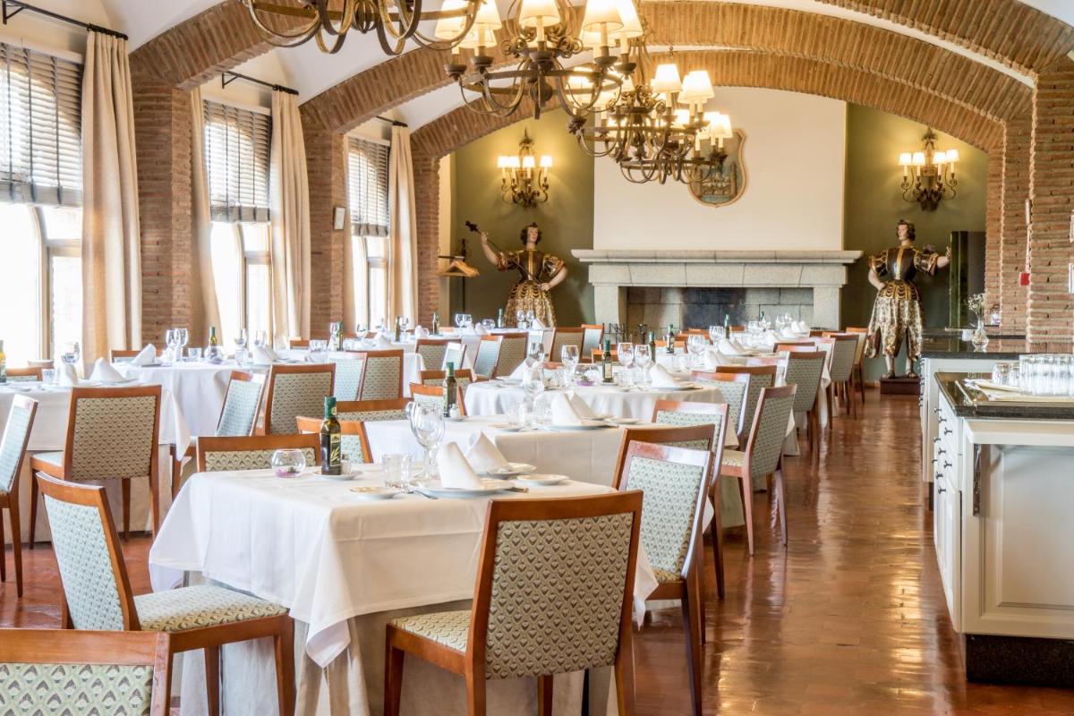 Parador de Benavente - Housity