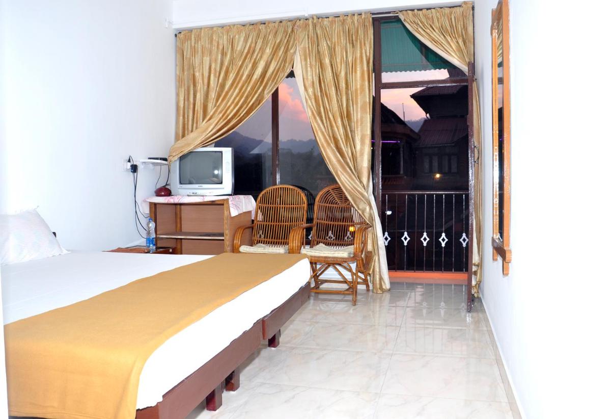 Quadriya Palace - Housity