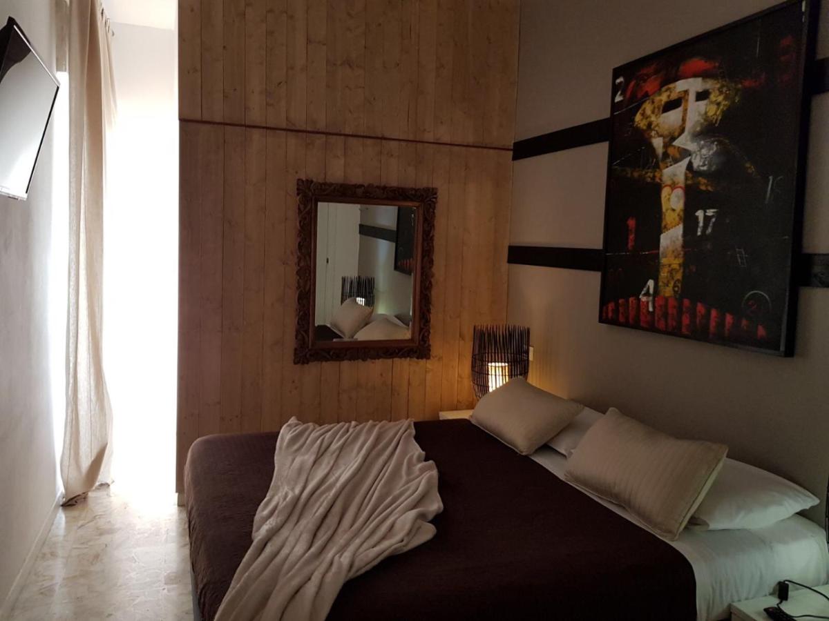 3Jolie - Housity