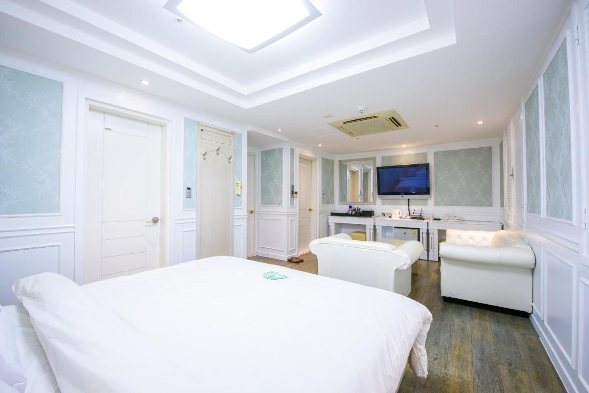 Gangneung Donga Hotel - Housity