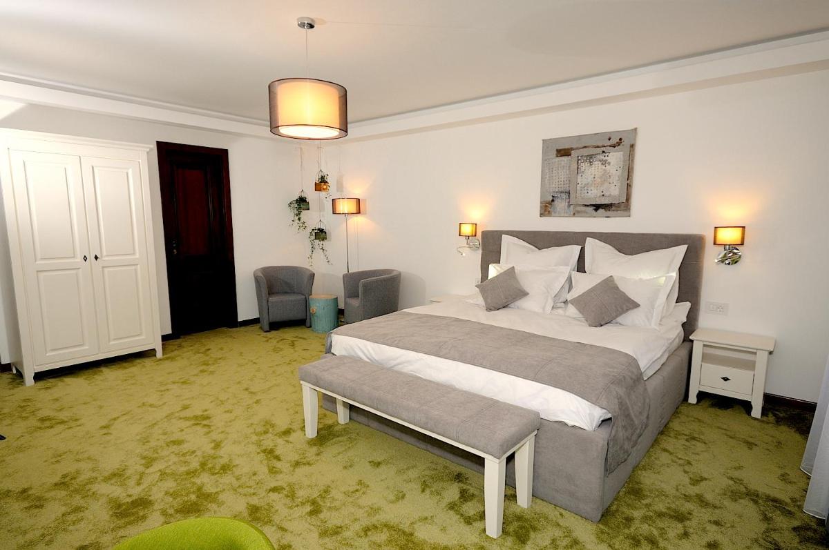 Arce Boutique - Housity