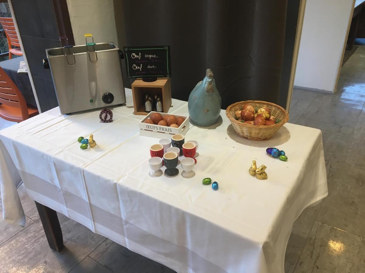 Nourriture dans l'hôtel ou à proximité