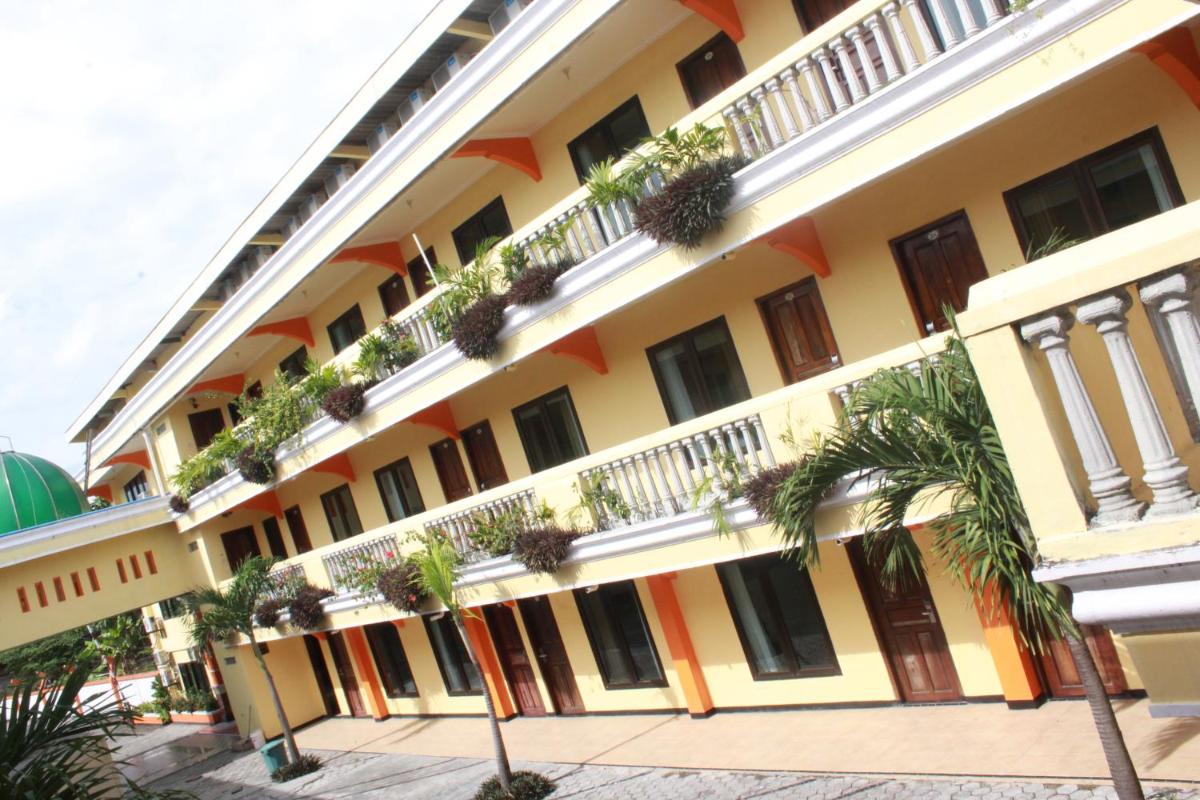 Mega Bintang Sweet Hotel 2 - Housity