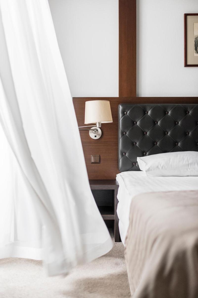 Suitetrails - Amberton Cozy Hotel Kaunas