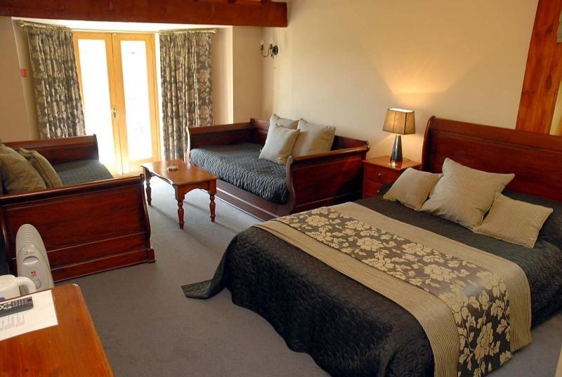 Hopbine House - Housity