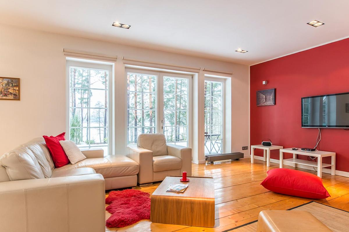Villa Sofia near Lake - Housity