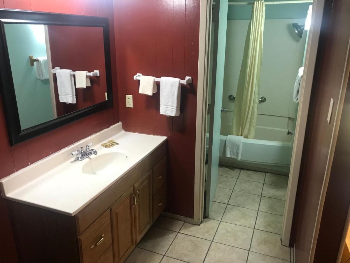 Western Inn Roswell - Housity
