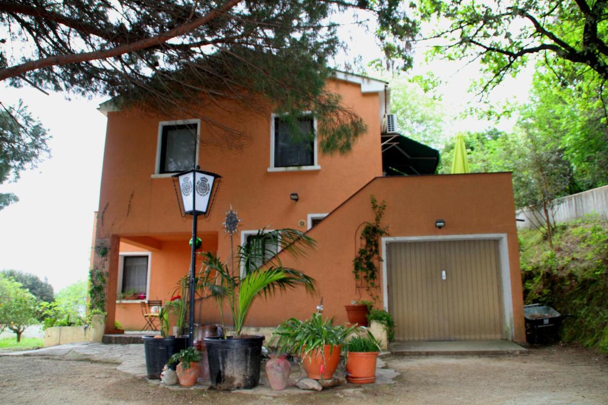 Rustica - Housity