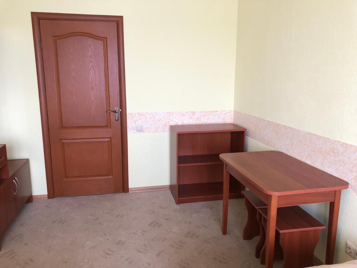 Suitetrails - Mini Hotel on Brovarskaya