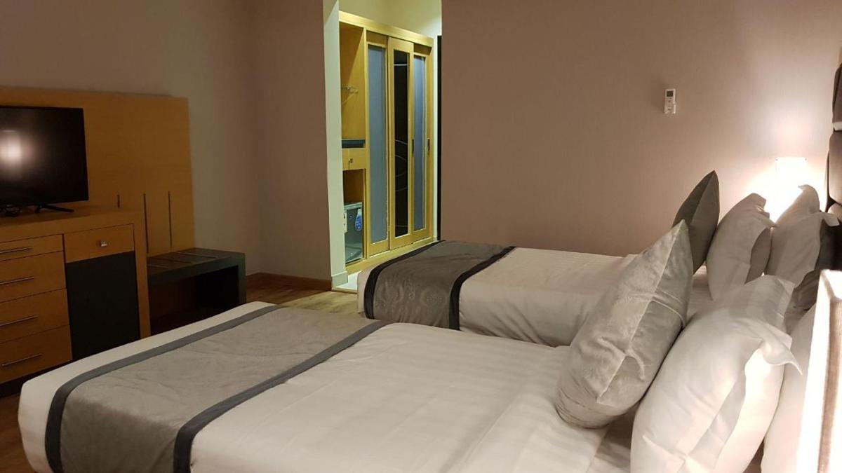 All Days ِApartHotel - Housity