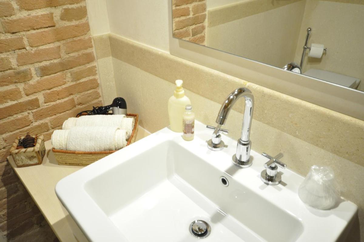 Agriturismo Monte degli Aromi - Housity