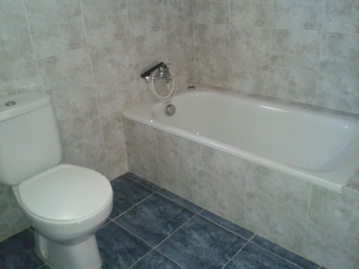Hostal Alameda - Housity