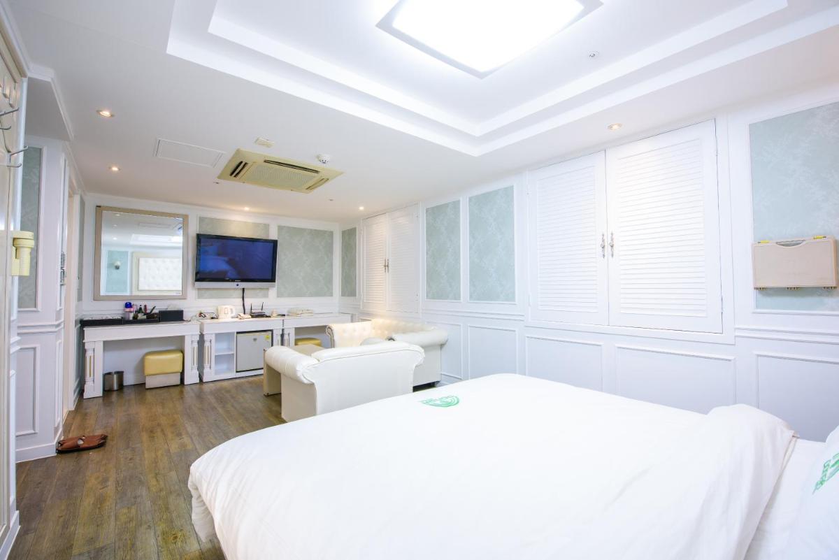 Gangneung Donga Hotel - Housity
