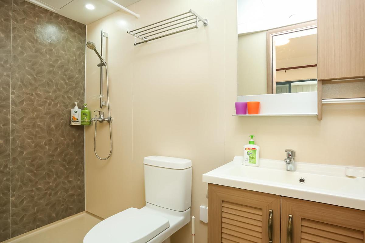 Huizhou Double Moon Zen Service Apartment - Housity
