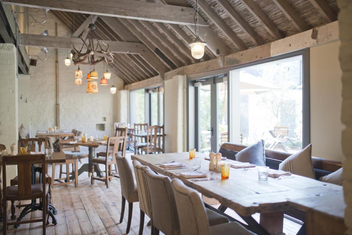 The White Hart - Housity