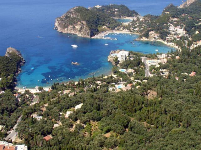 Suitetrails - Paraskevi Apartments