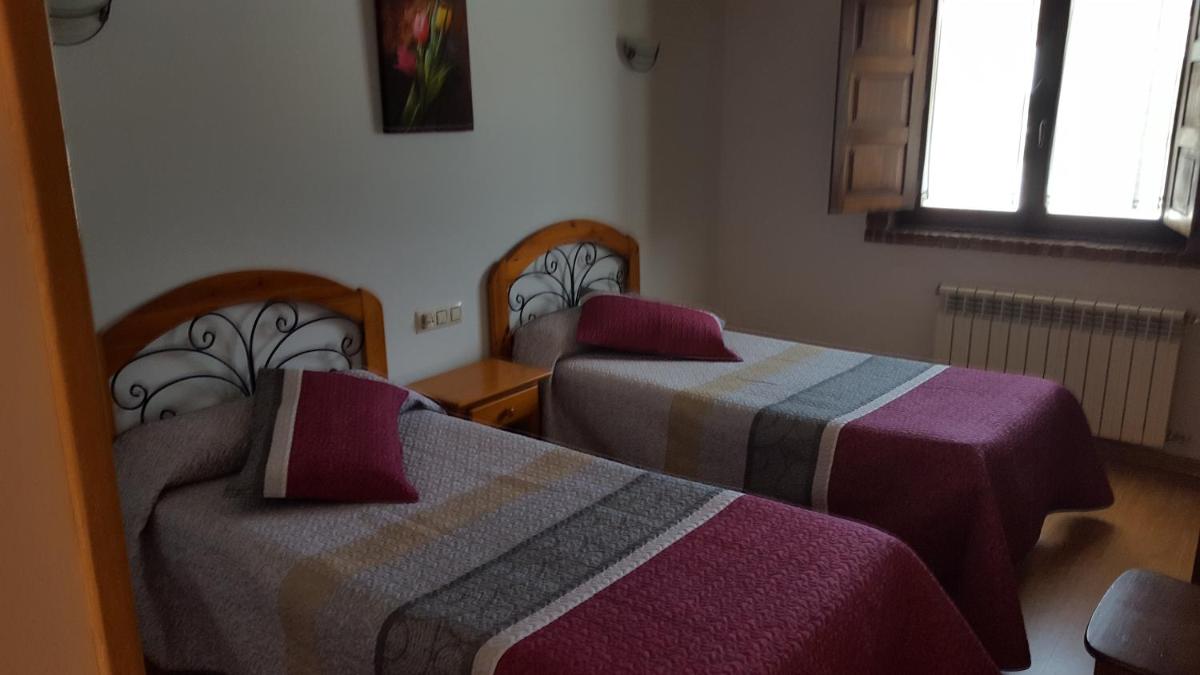 Hotel Restaurante La Parra - Housity