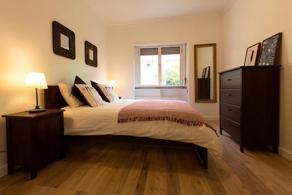 Rato Deluxe by Homing - Housity