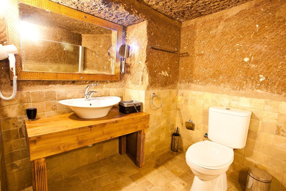 Monte Cappa Cave House - Housity